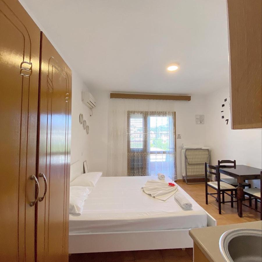 Vila Arlind 호텔 Vlorë 외부 사진