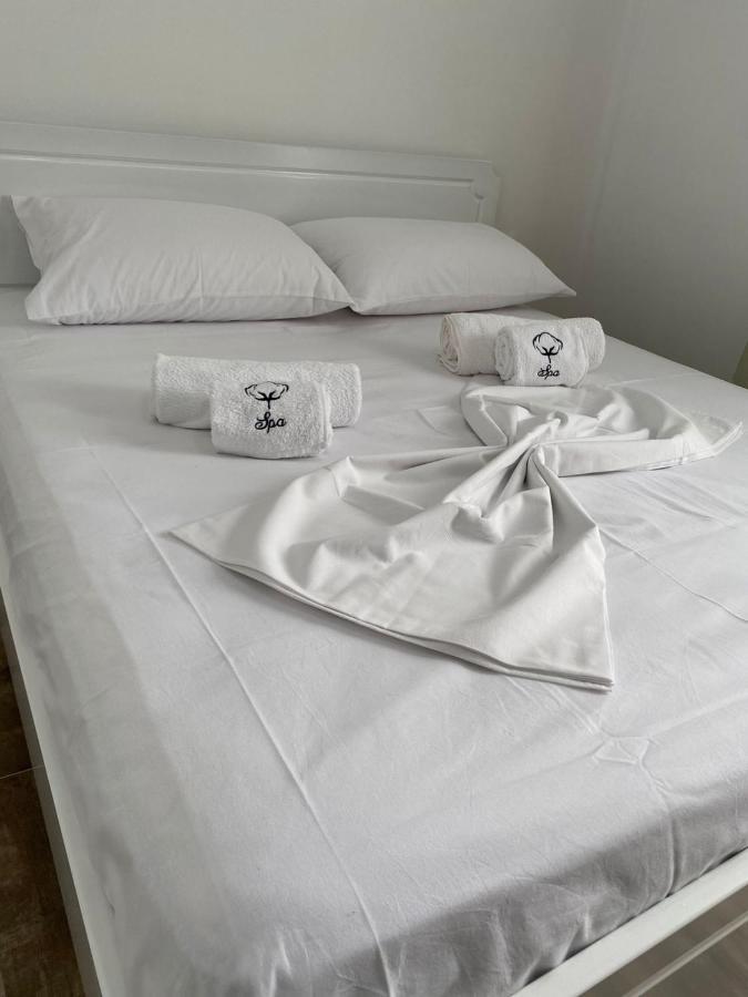 Vila Arlind 호텔 Vlorë 외부 사진