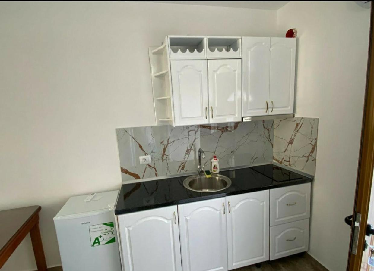 Vila Arlind 호텔 Vlorë 외부 사진